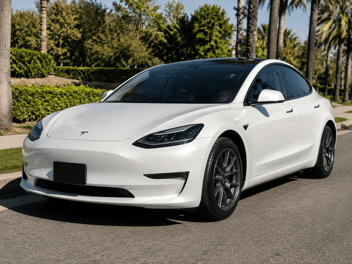 2023 Tesla Model 3 — LAX pickup/drop-off