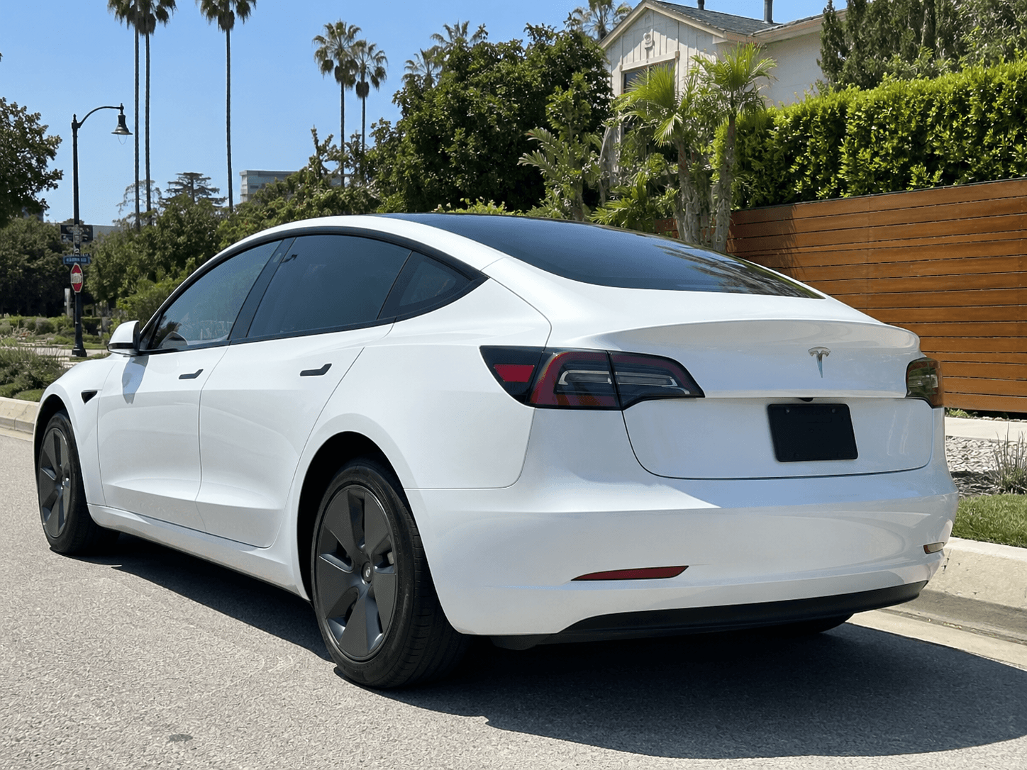 2023 Tesla Model 3 — LAX pickup/drop-off rear_3q