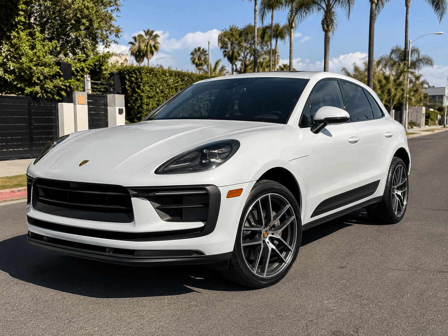 2023 Porsche Macan S — sport SUV