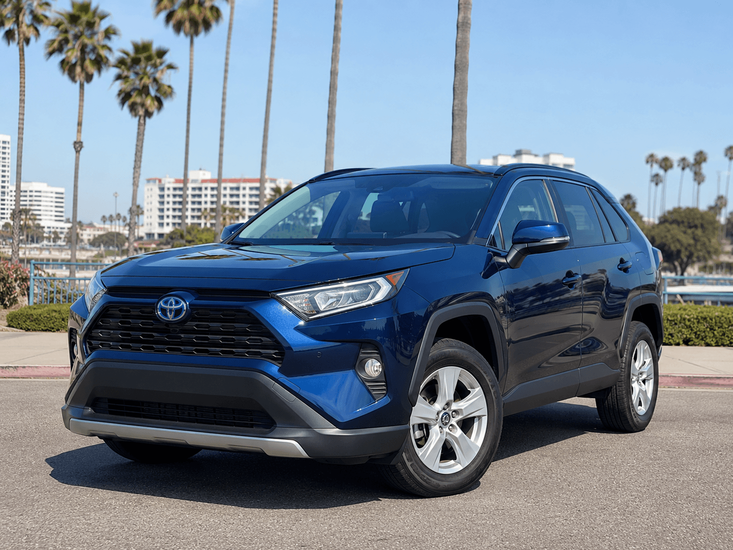 2023 Toyota RAV4 XLE AWD — family SUV